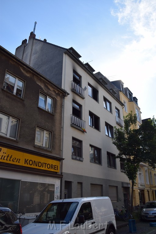 Feuer 2 Y Koeln Neustadt Sued Darmstaedterstr P355.JPG - Miklos Laubert